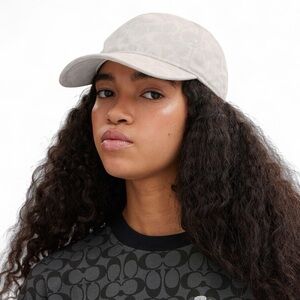 NWT Unisex Coach Signature Denim Baseball Hat Chalk SZ M/L